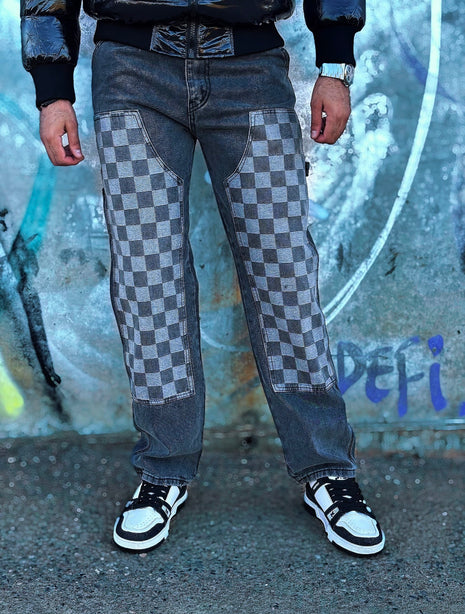 PANTALÓN DENIM URBANO CON DISEÑO DE CUADROS
