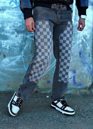 PANTALÓN DENIM URBANO CON DISEÑO DE CUADROS