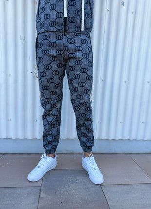 CONJUNTO CHÁNDAL GRIS ESTILO URBANO CON DISEÑO EXCLUSIVO