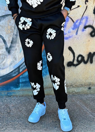 CONJUNTO CHÁNDAL NEGRO FLORES