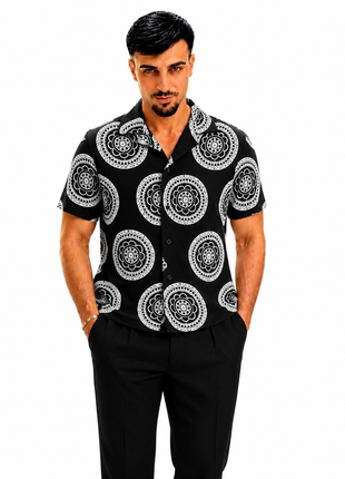 CAMISA  ESTAMPADA NEGRA