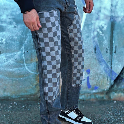 PANTALÓN DENIM URBANO CON DISEÑO DE CUADROS