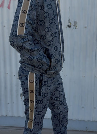 CONJUNTO CHÁNDAL GRIS ESTILO URBANO CON DISEÑO EXCLUSIVO