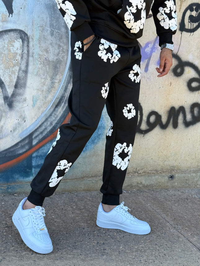 PANTALÓN CHÁNDAL NEGRO  FLORES