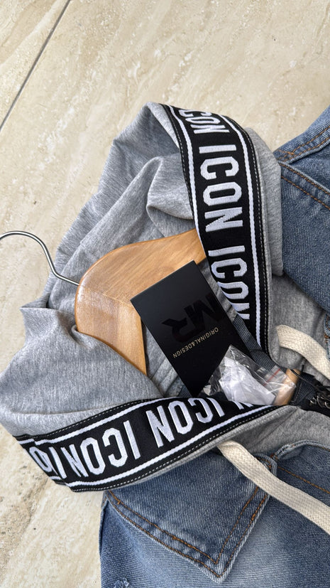 CHAQUETA DENIM CON CAPUCHA GRIS “ICON”