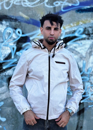 CHAQUETA DE ICON2 NEGRA