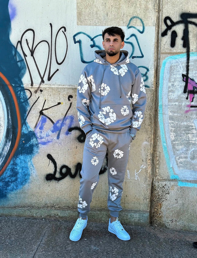 CONJUNTO CHÁNDAL NEGRO FLORES