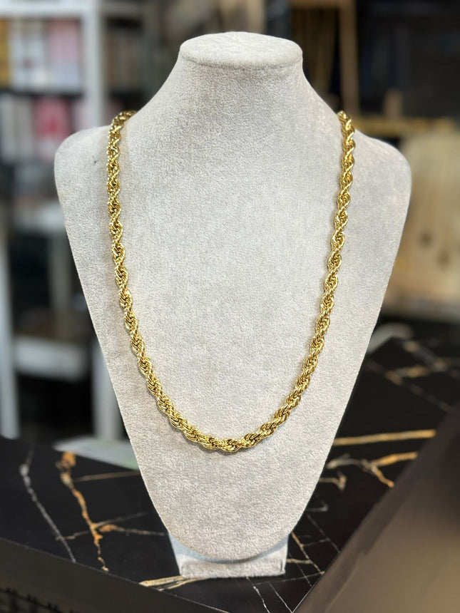 CADENA DORADA TRENZADA – ESTILO CLÁSICO Y ELEGANTE