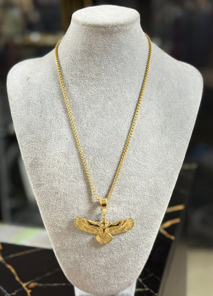 CADENA DORADA TRENZADA CON DIJE DE HALCÓN – LARGA - PODER Y ESTILO